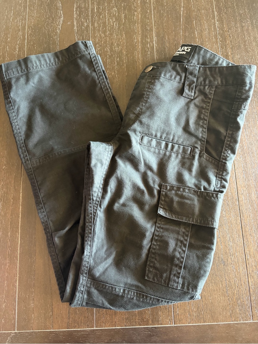 Black Cargo Pants - Classic Utility Style